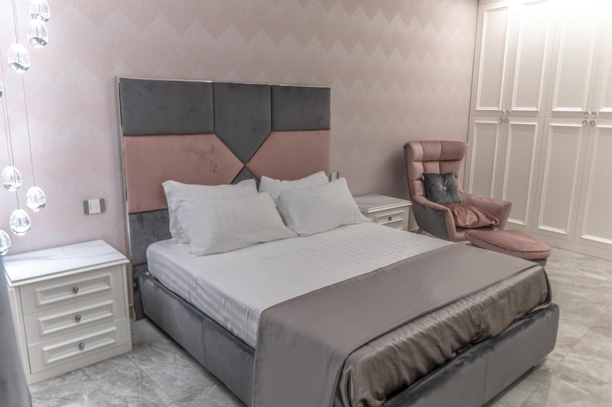 Suite D'Elite Chiaia Neapel Exterior foto