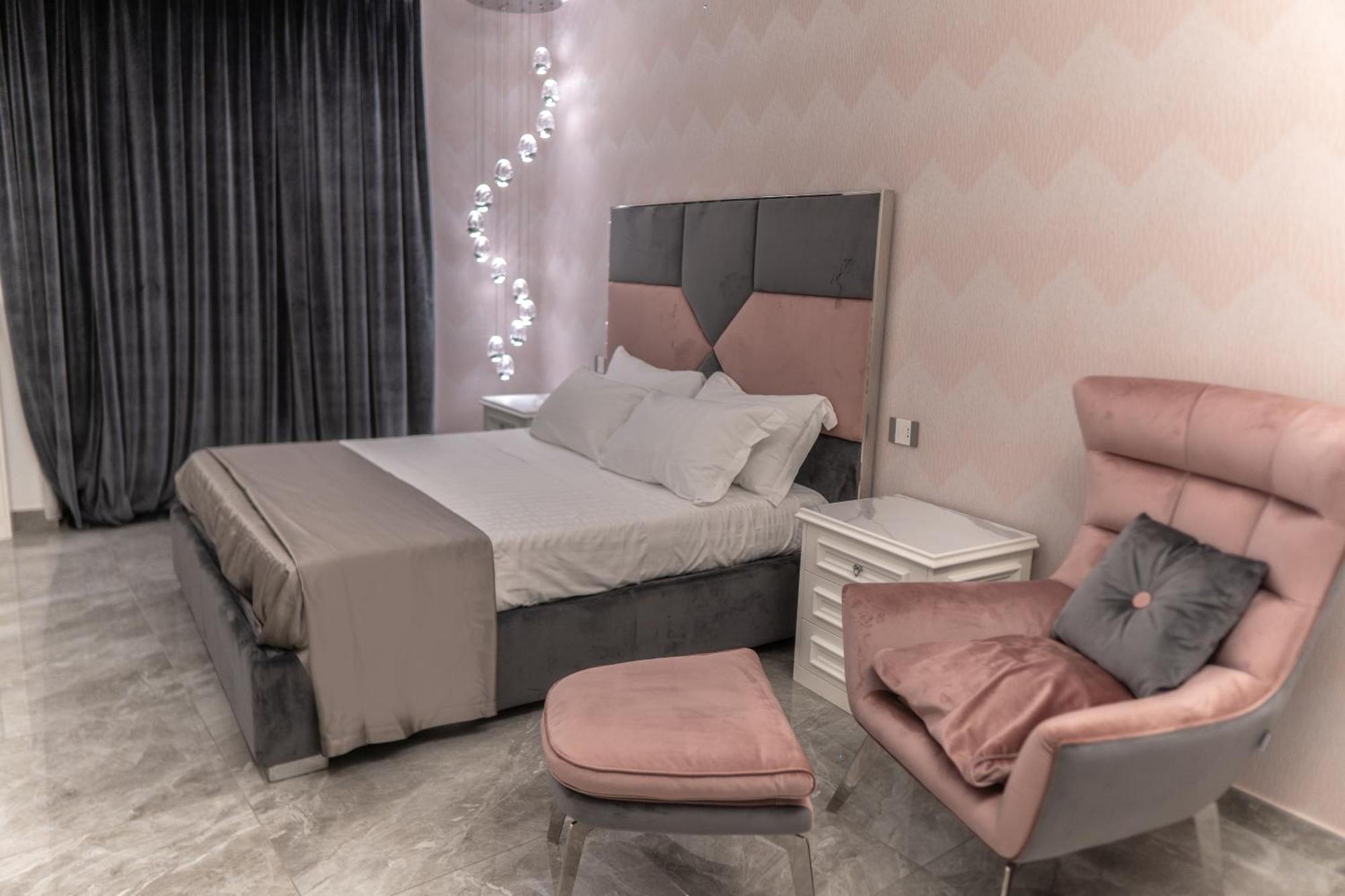 Suite D'Elite Chiaia Neapel Exterior foto